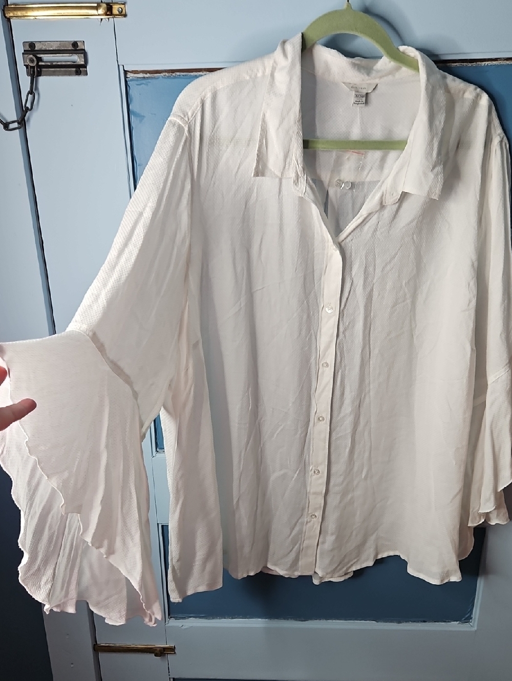 Cato Flowy Sleeves White Button-Front Women's Blouse 26W/28W NWOT